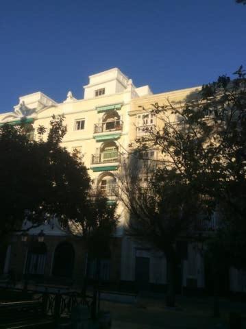 Homestay En Plaza Candelaria, Casco Antiguo Cadiz Exterior photo